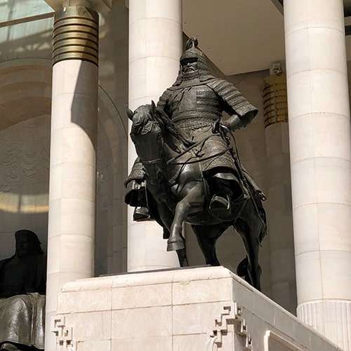 statue in front of capitol